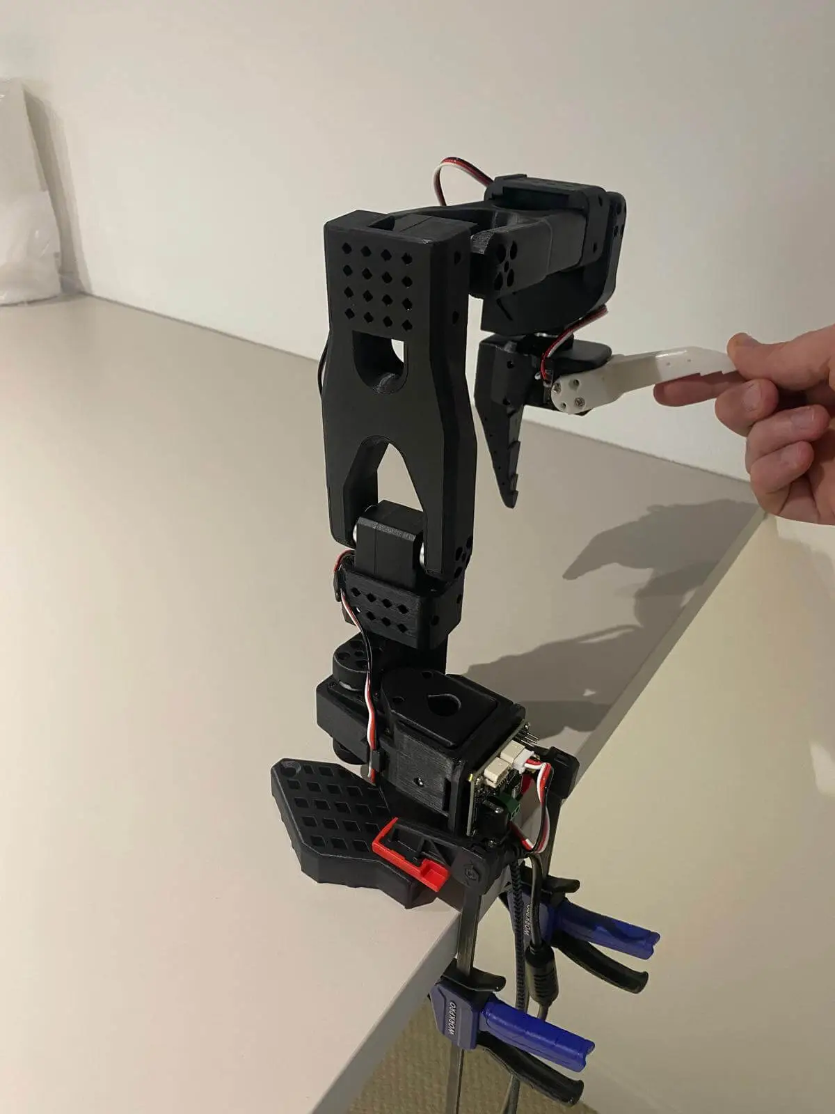 SO-101 leader arm rotated position SO-101 leader arm rotated position