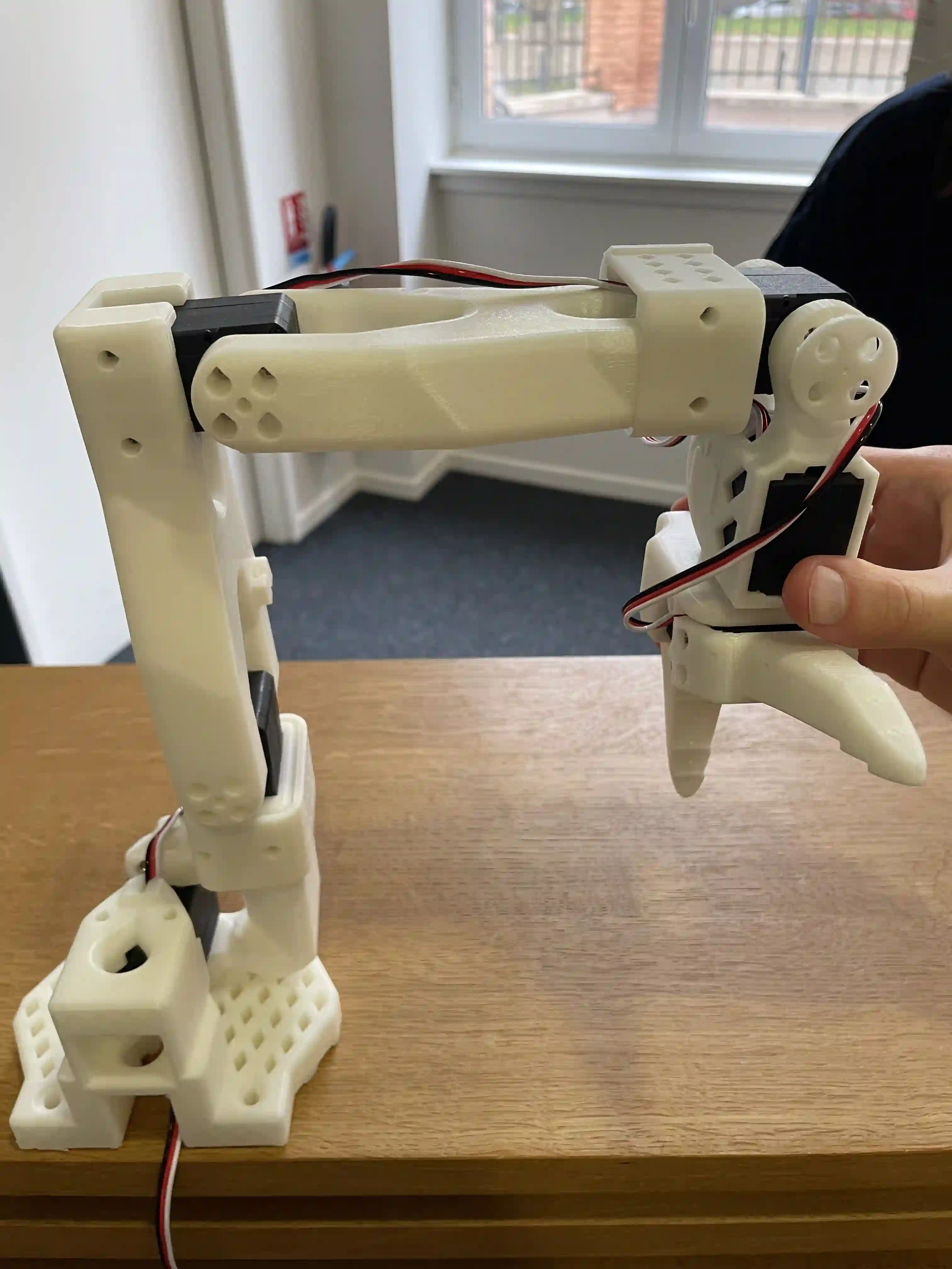 SO-100 follower arm rotated position SO-100 follower arm rotated position